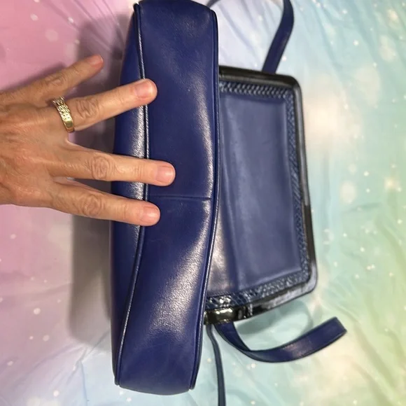 Salvatore Ferragamo Blue Leather Shoulder Purse - Picture 11 of 14